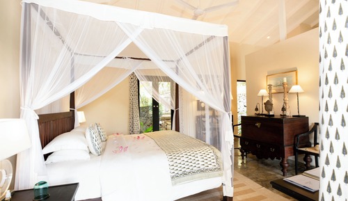 Villa romántica, 1 cama de matrimonio grande, no fumadores, vistas a la piscina