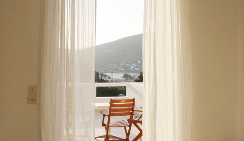 Habitación triple, vistas al mar