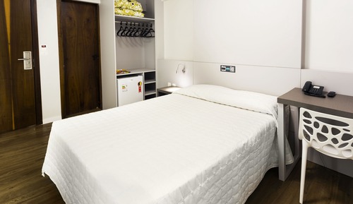 Habitación con 1 cama doble o 2 individuales