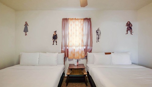 Suite estándar, 2 camas de matrimonio, no fumadores