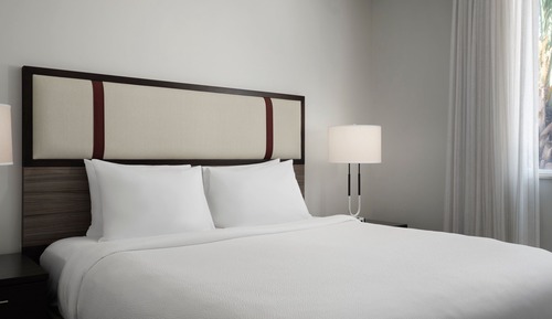 Suite, 1 cama de matrimonio grande (Hearing Accessible)