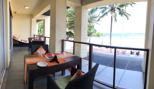 OCEAN SUITE WITH PRIVATE JACUZZI AND SEA VIEW