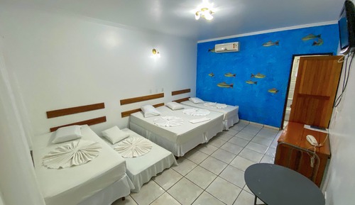 Habitación cuádruple estándar