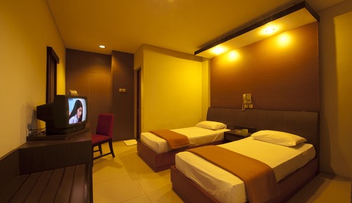 Habitación superior (Room Only)
