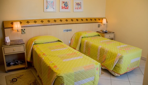 Habitación estándar con 2 camas individuales, 2 camas individuales