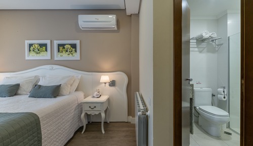 Habitación tradicional con 1 cama doble o 2 individuales