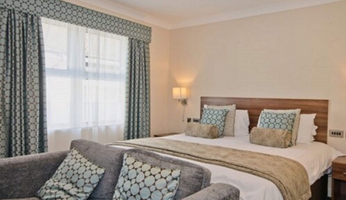 Suite familiar