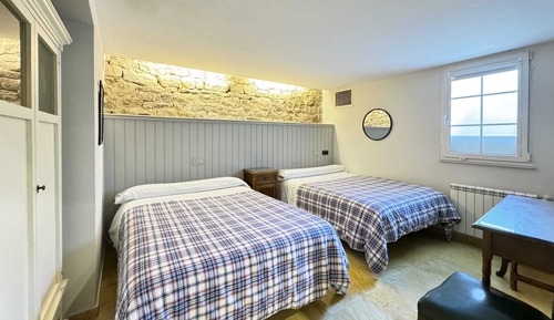 Habitación de diseño con 1 cama doble o 2 individuales