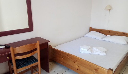 Habitación con 2 camas individuales