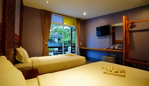 Deluxe Twin room