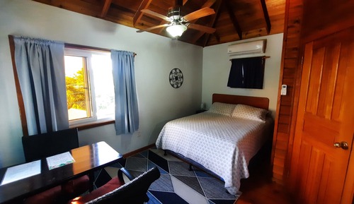 Studio,  1 Queen Bed, Kitchenette, SeaView