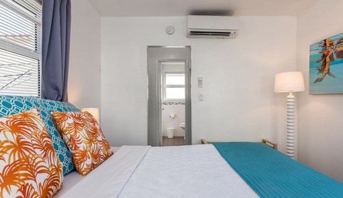 Habitación estándar, 1 cama de matrimonio grande, vistas al patio