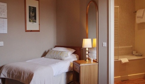 Suite, baño privado
