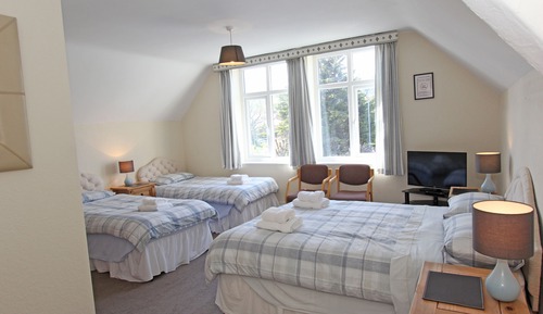 Habitación familiar (2 Adults + 2 Children Second Floor)