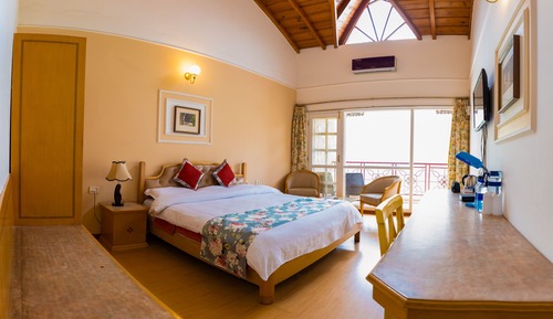 Lake Facing AC Super Deluxe Room 