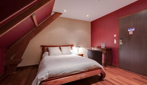Habitación doble, baño privado