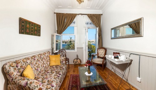 Suite, balcón