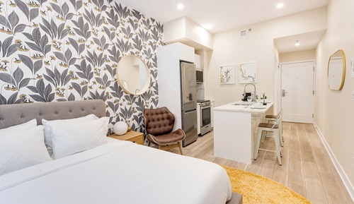City Studio Suite 1, City View