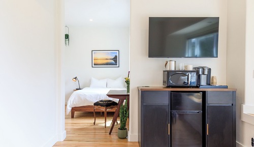 Deluxe Double Room, Partial Ocean View