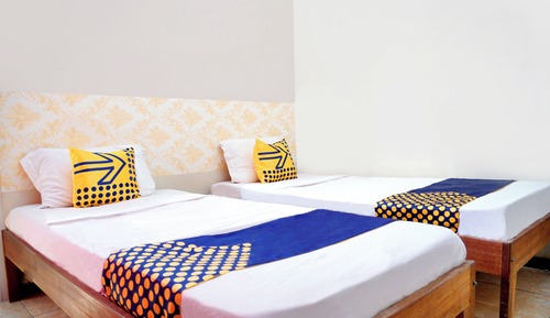 Economy Twin Room