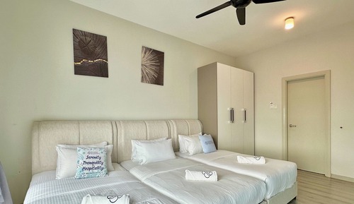 Comfort Apartment, 3 Twin Beds, Non Smoking, City View