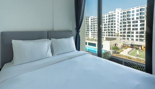Luxury Apartment, 1 Bedroom, Pool View