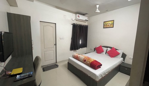 Deluxe Double Room, City View