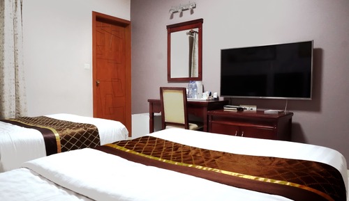 Habitación básica con 1 cama doble o 2 individuales