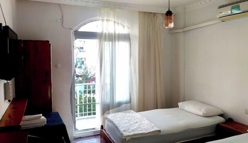 Apartamento familiar, balcón, vistas al jardín
