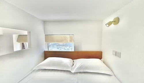 Habitación familiar con 2 camas individuales