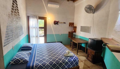 Habitación Confort doble, patio, vistas al jardín