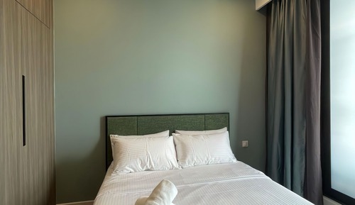 Apartamento superior, 3 habitaciones, balcón, vistas a la ciudad