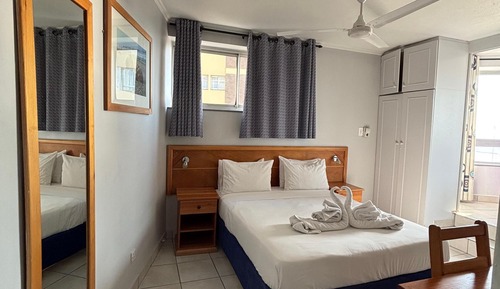 Habitación estándar, vistas parciales al mar