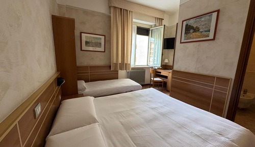 Camera Tripla Hotel