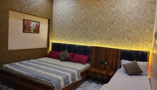 Habitación de lujo con 1 cama doble o 2 individuales