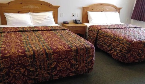 Habitación estándar doble, 2 camas de matrimonio, no fumadores