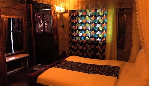 Single Room, Courtyard View