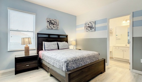 Classic Double Room, 1 Queen Bed, Non Smoking, Private Bathroom