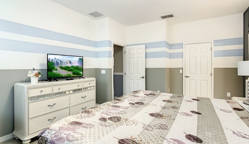 Deluxe Double Room, 1 King Bed, Non Smoking, Private Bathroom