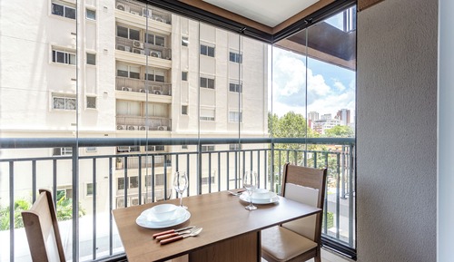 Apartamento económico, balcón, vistas a la ciudad