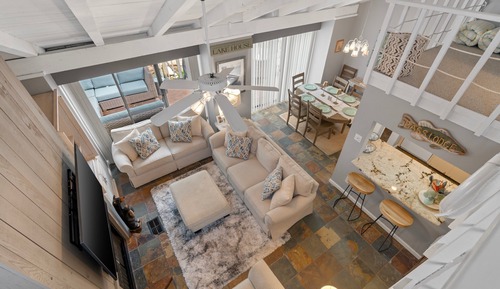Apartamento, varias camas, acceso a la piscina, vistas a la ciudad (101 Cove West #205)