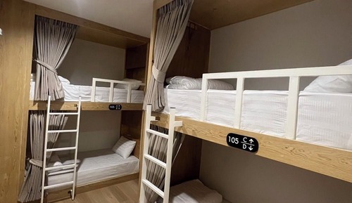 4 Bed Private Dorm