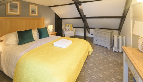 Suite, Sea View