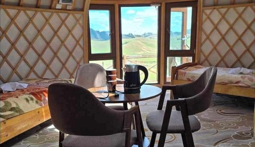 Habitación Deluxe doble, vistas a la montaña