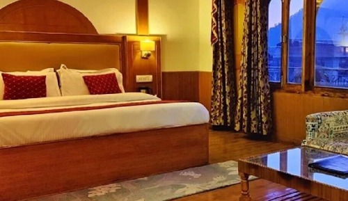 Family Suite, Balcony, Mountain View