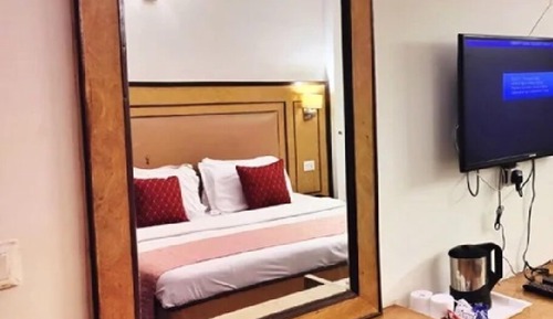 Deluxe Double Room, Balcony, Mountain View