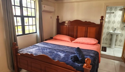 Apartamento de lujo, 3 habitaciones, patio, en la zona del patio