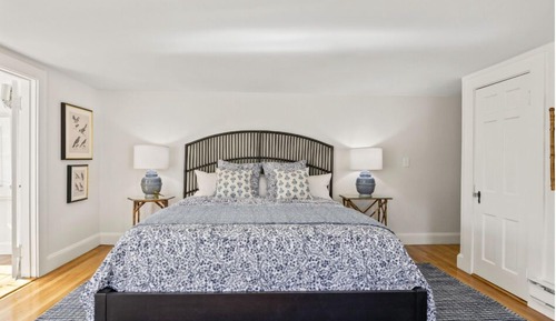 Luxury Room, 1 King Bed, Courtyard View