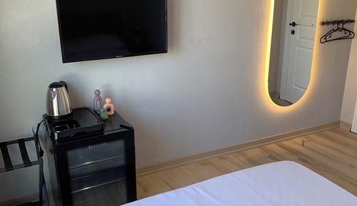 Classic Double or Twin Room, Patio, Garden View