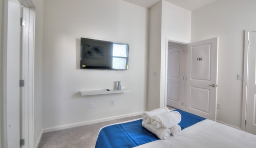 Double Room, 1 Queen Bed, Non Smoking, Private Bathroom